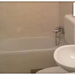 Kompletna zamena sanitarija u starom kupatilu